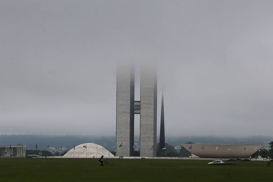 Veja distorções existentes na Previdência brasileira