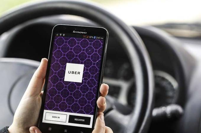 Uber passa a aceitar pagamento com cartão de débito no aplicativo