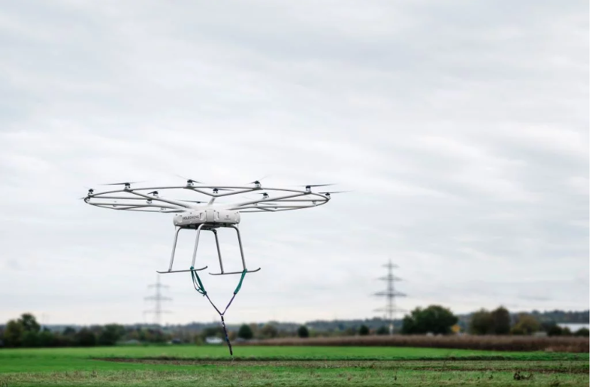 Drone gigante é capaz de transportar 200 quilos por até 40 quilômetros
