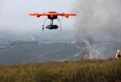 Uso de drones revoluciona o combate a incêndios