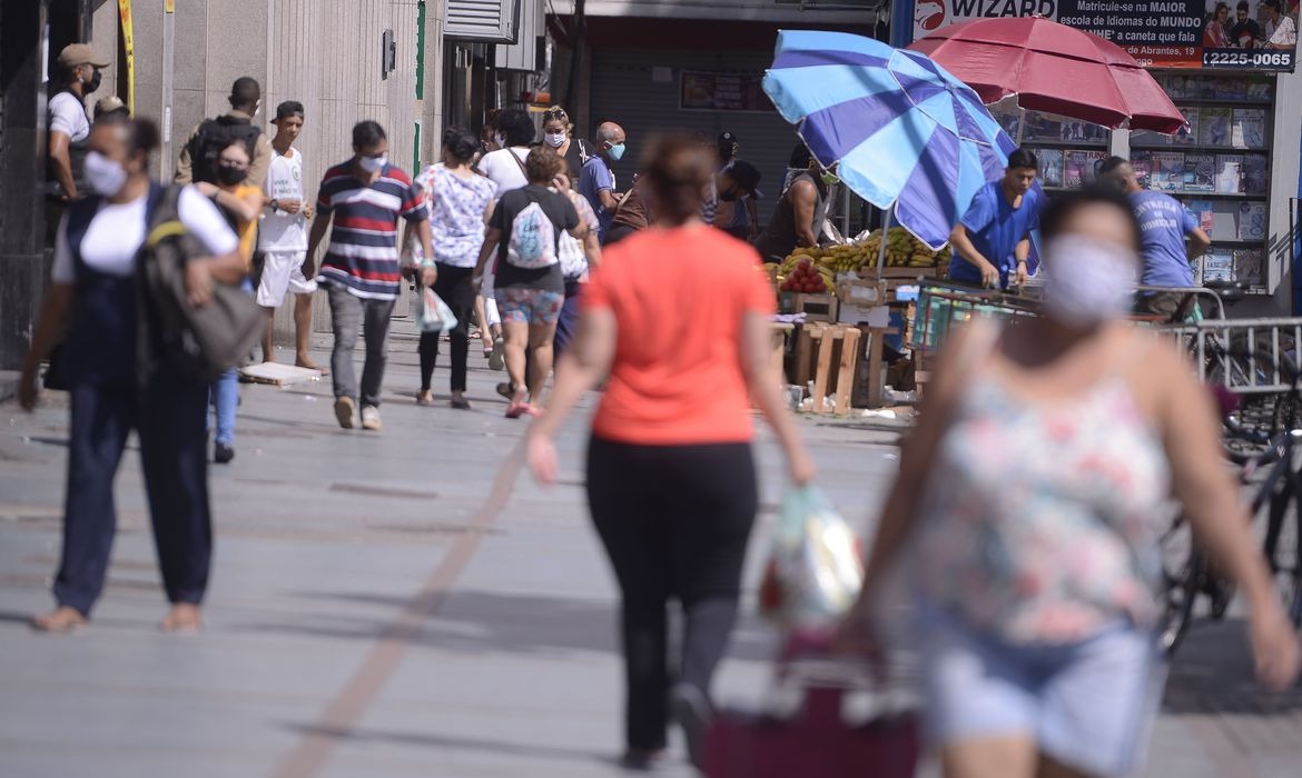 IBGE: 3,4 milhões estavam afastados do trabalho no início setembro