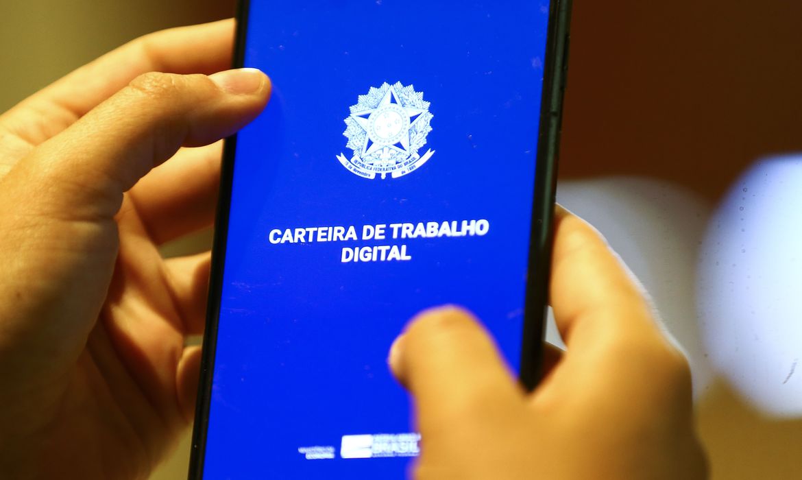 Entenda a nova carteira de trabalho digital