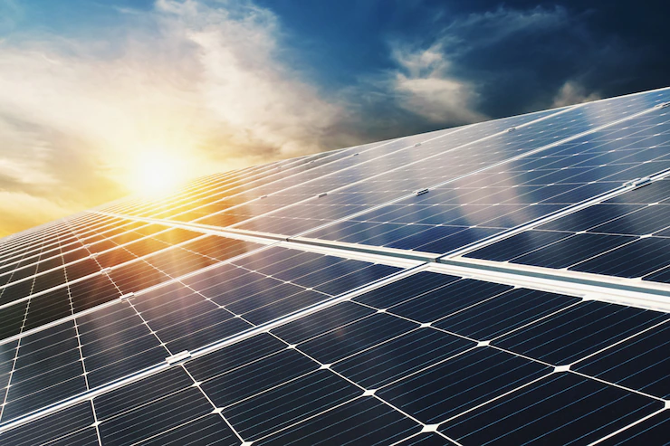 Energia solar residencial vai a 9 GW e chega perto da potência de Itaipu