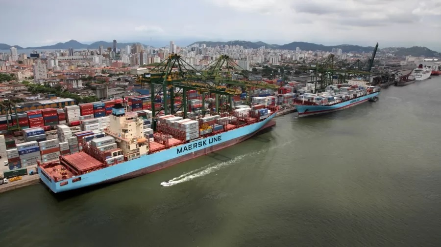 Brasil perde bilhões com portos defasados e capacidade de carga no limite