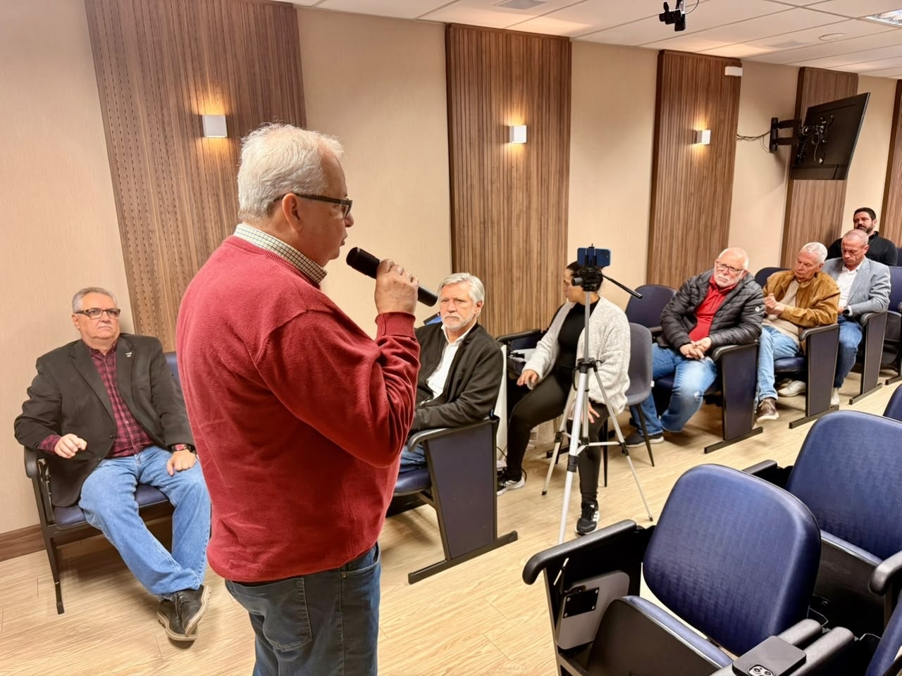 Afrânio Boppré debate propostas para Santa Catarina no Café com Candidatos do Senge-SC